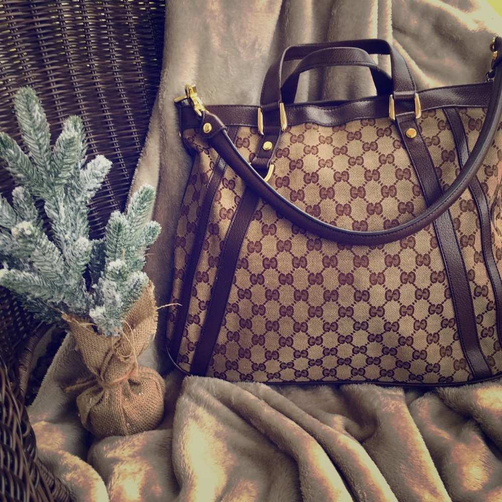 MAKE OFFER AUTHENTIC VINTAGE GUCCI BROWN GG LOGO